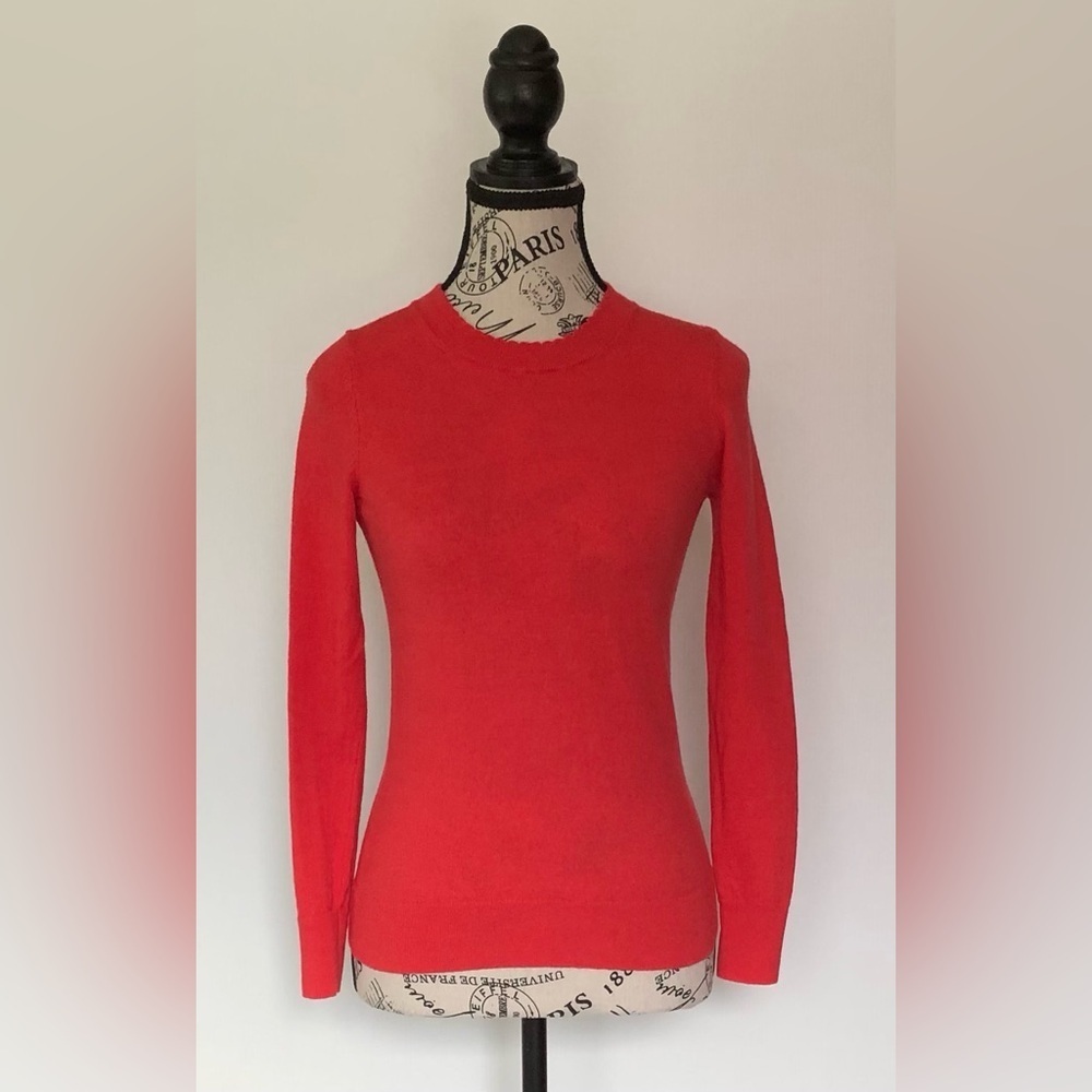 Banana Republic 100% Merino Wool Sweater Coral Red Colour Size XS